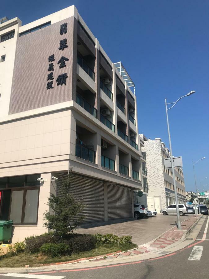 Emerald Diamond Building 1 Zhunan Exterior foto